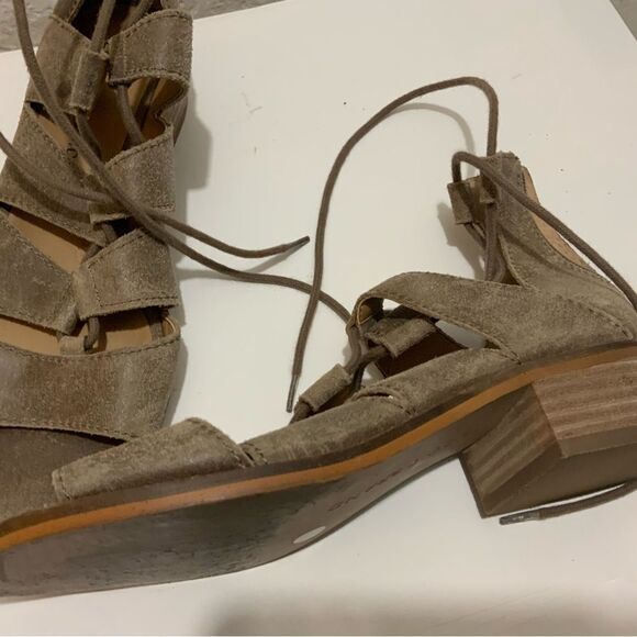 Lucky Brand shoes Tazu Lace Up Sandals leather size 7.5 - Picture 7 of 10